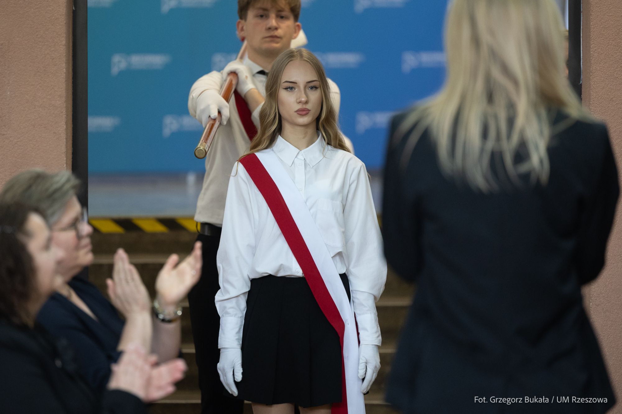 zdjęcie z zakończenia roku szkolnego najwyższych klas szk&oacute;ł podstawowych w Rzeszowie, fot. Grzegorz Bukała, Urząd Miasta Rzeszowa