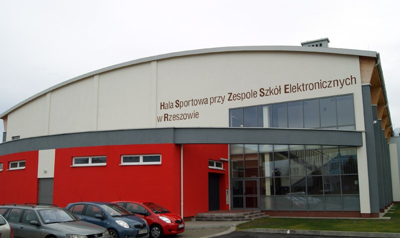 Hala sportowa przy Zespole Szk&oacute;ł Elektronicznych